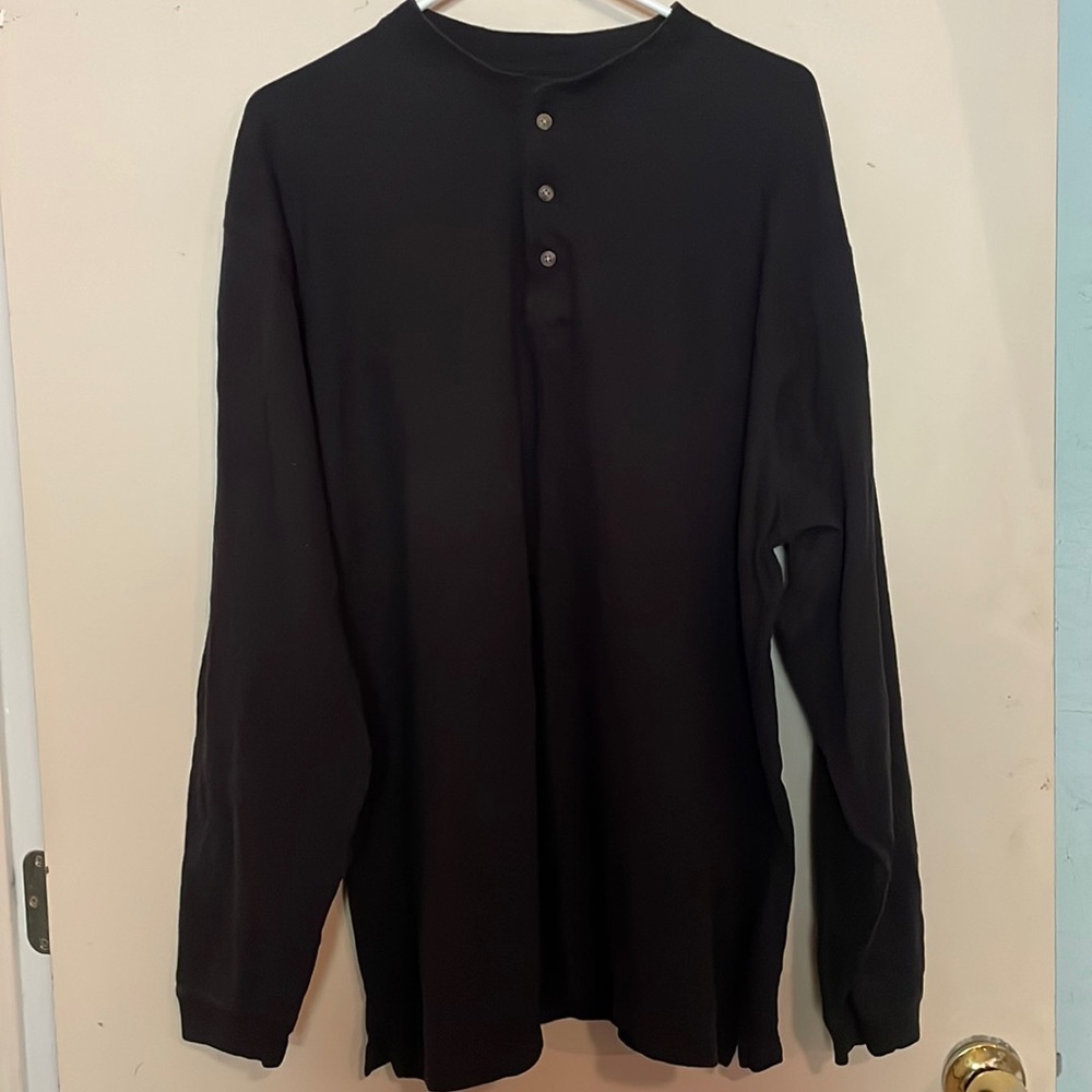 3 for $6 bundle and offer 😉 Mens cotton long sleeve black shirt